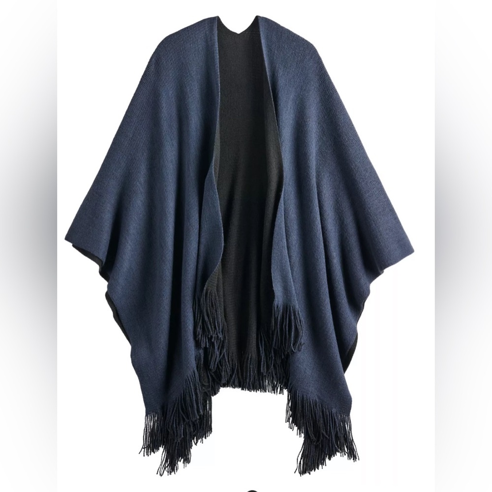 Sonoma Luxe Blue Reversible Topper Ruana Fringe NWT Navy and Gray Blue